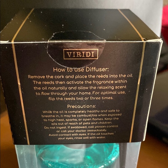 Viridi Warm Reed Diffuser - Picture 4 of 4